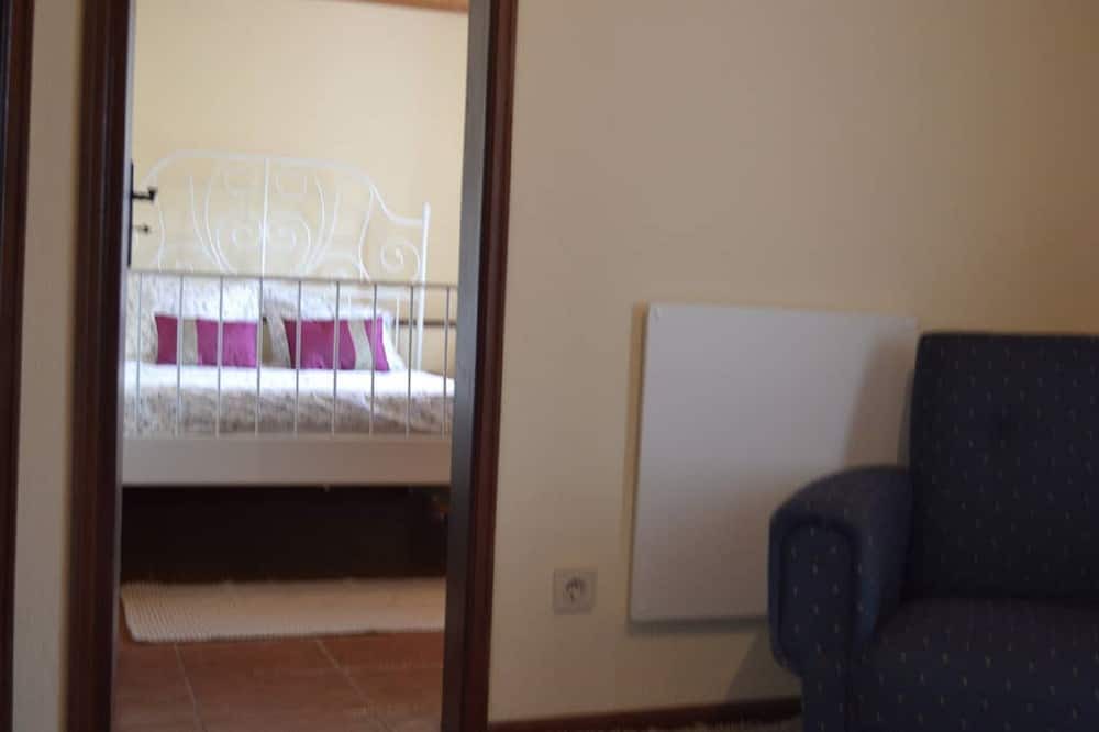 Photo of Bedroom in Resende