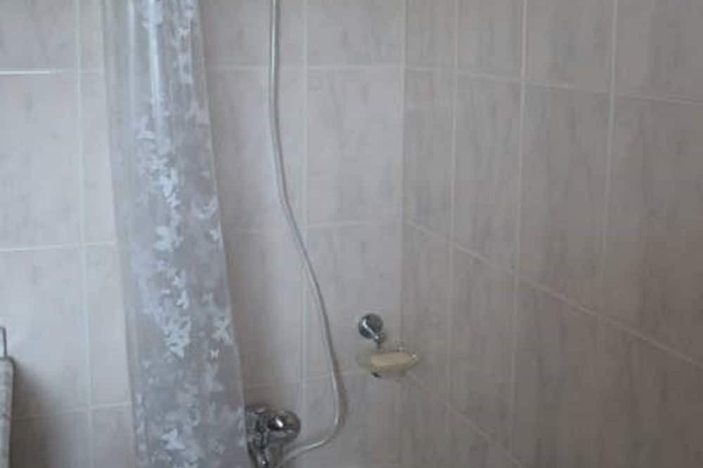 Photo of Bathroom in Resende