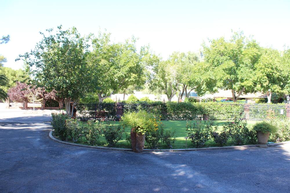 Photo of Outdoor in Gateway District
