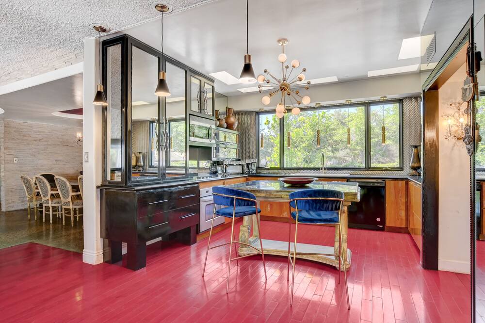 Photo of Kitchen in Gateway District