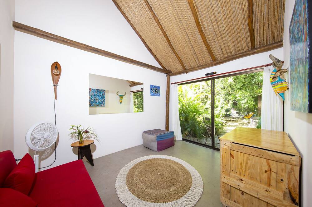 Photo of Livingroom in Potrero