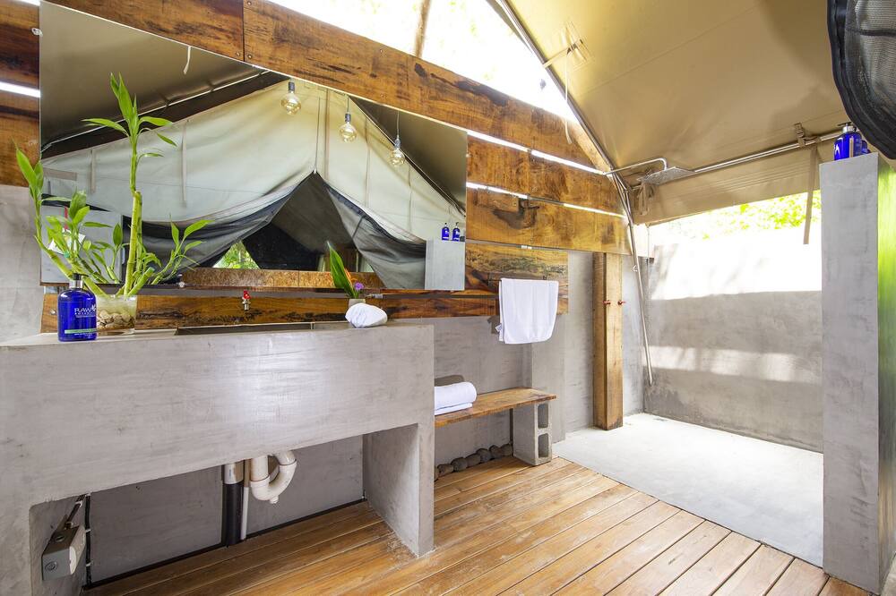 Photo of Bathroom in Potrero