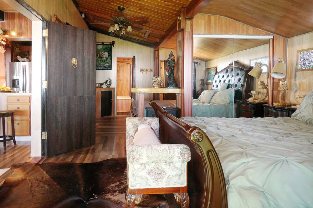 Photo of Bedroom in Pauma Valley