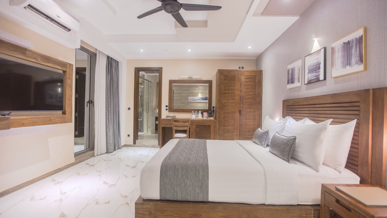 Photo of Bedroom in Male