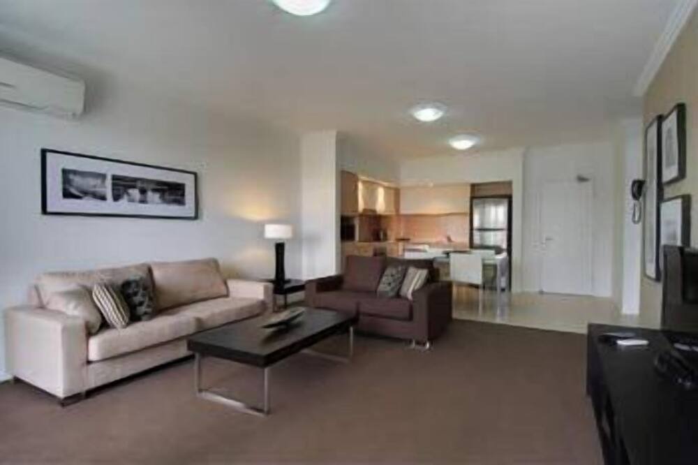 Photo of Livingroom in Varsity Lakes