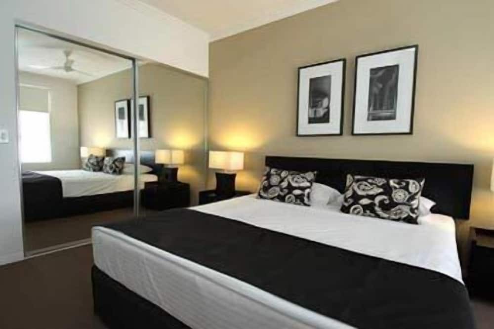 Photo of Bedroom in Varsity Lakes