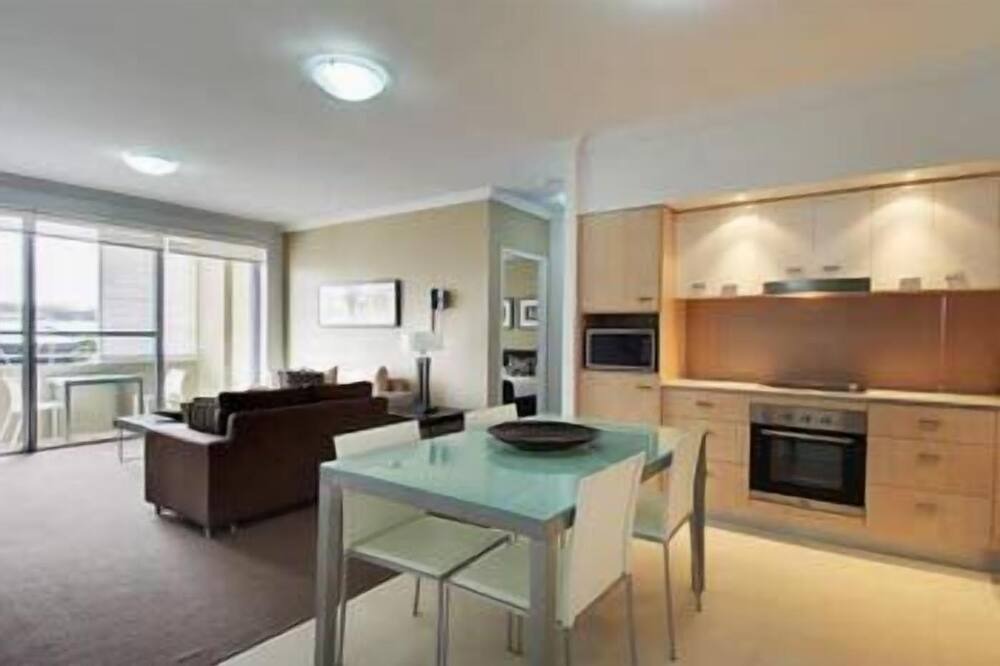 Photo of Livingroom in Varsity Lakes
