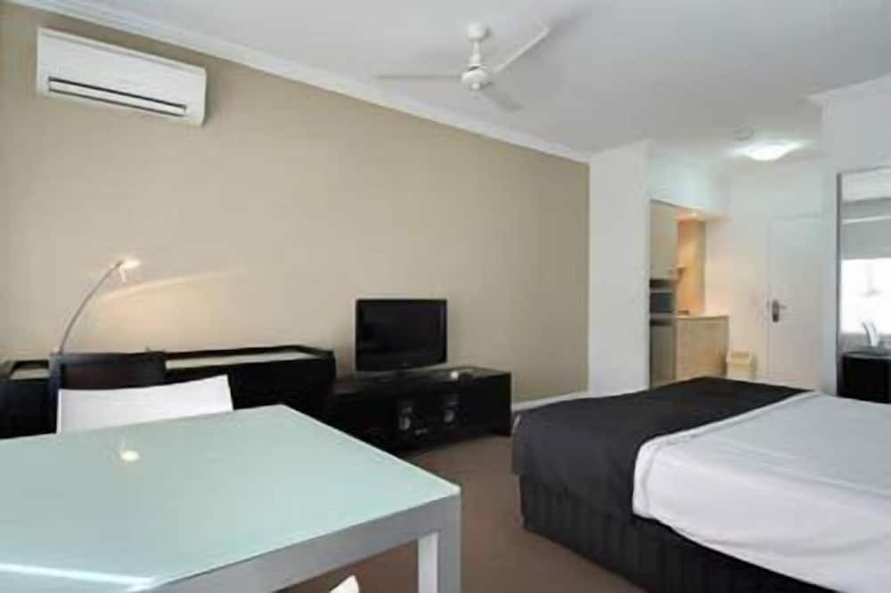 Photo of Bedroom in Varsity Lakes