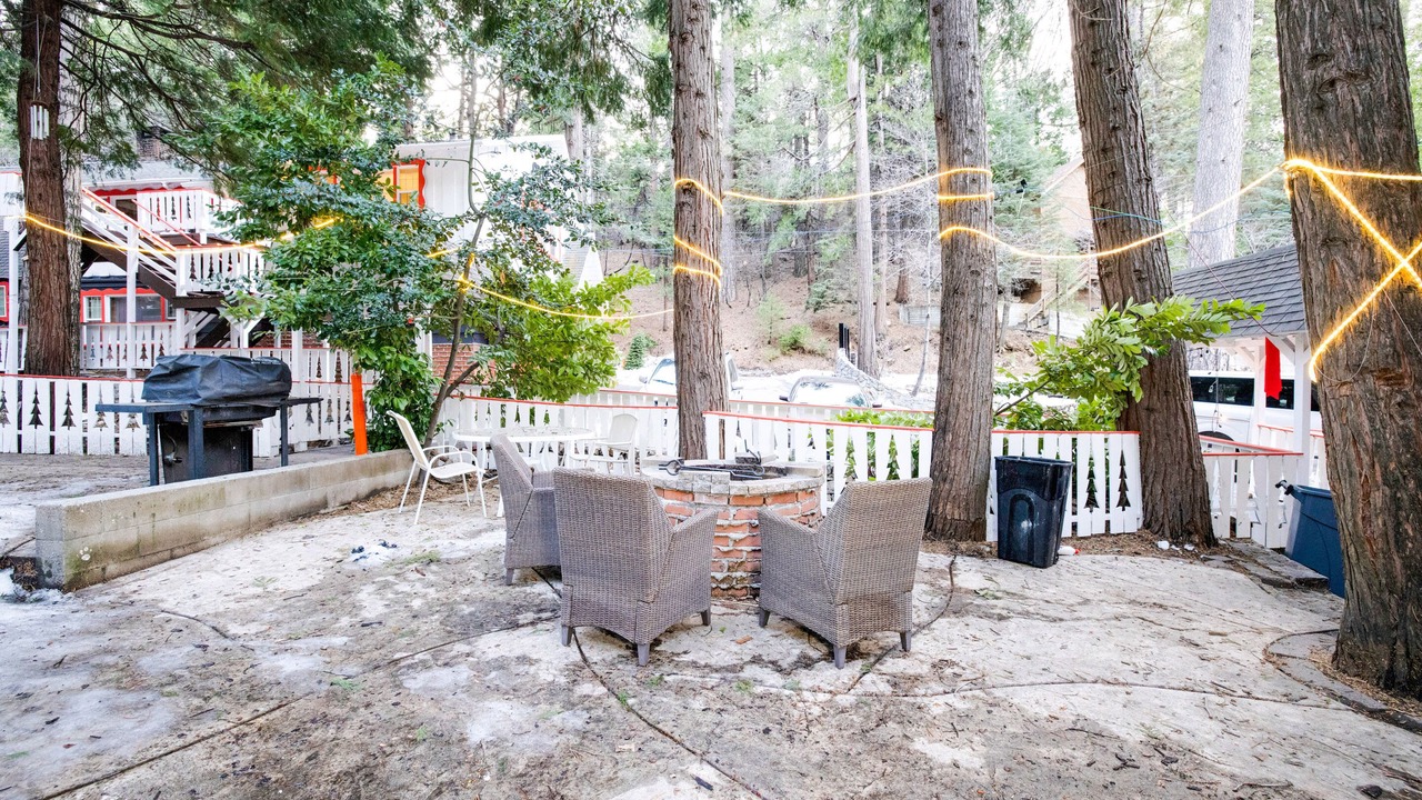 Photo of Outdoor in Lake Arrowhead