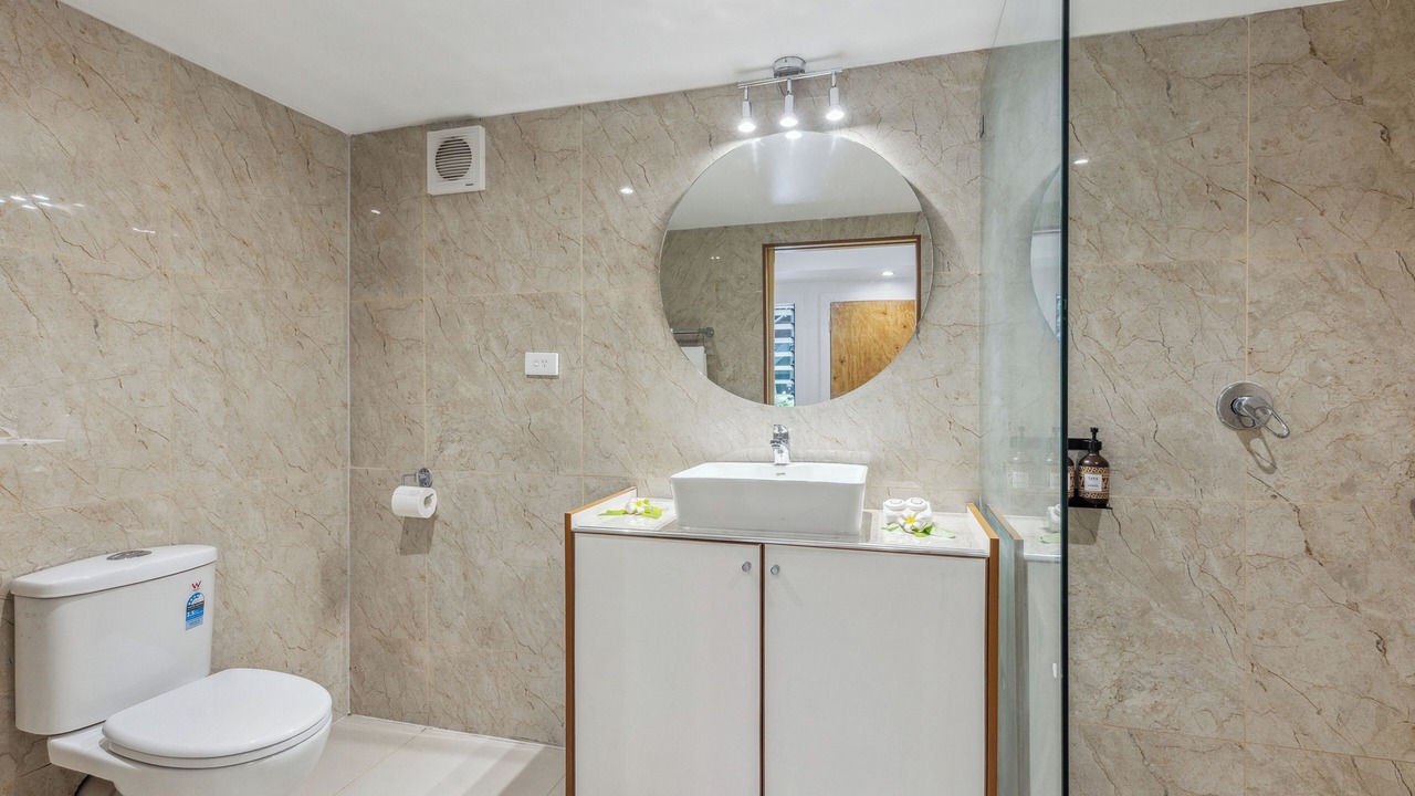 Photo of Bathroom in Beachcomber Island