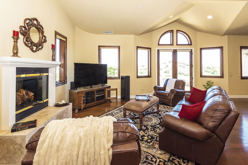 Photo of Bedroom in Solvang