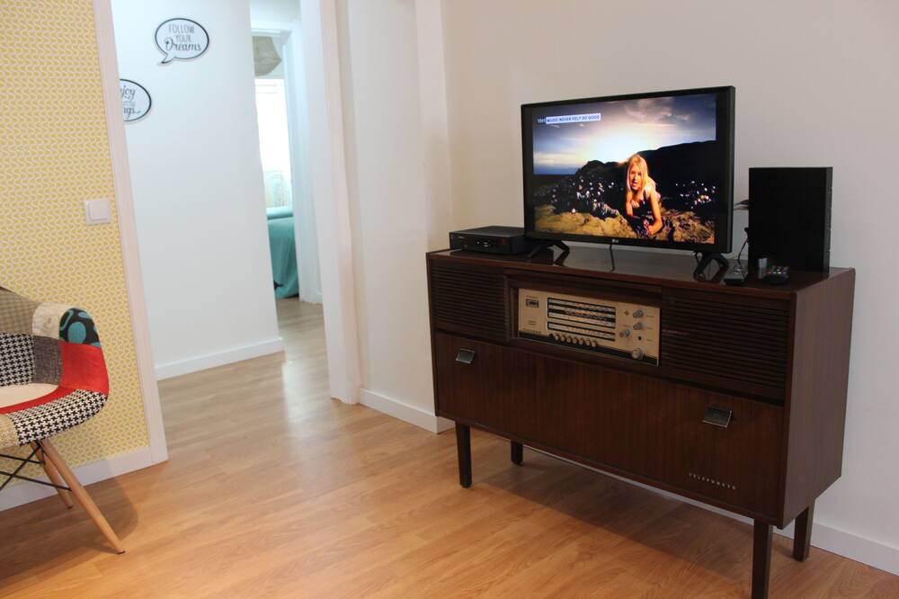 Photo of Bedroom in Estoril