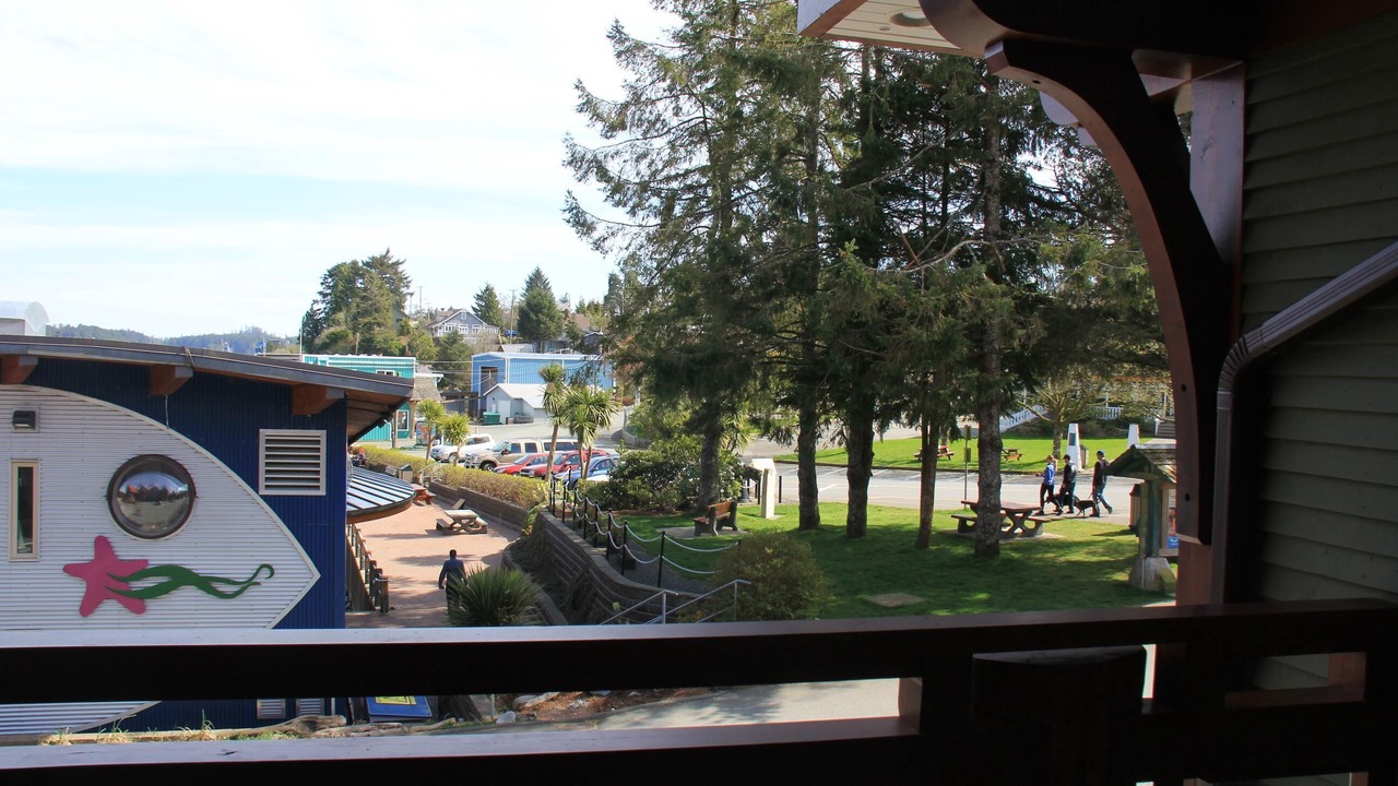 Photo of Patio Balcony in Ucluelet