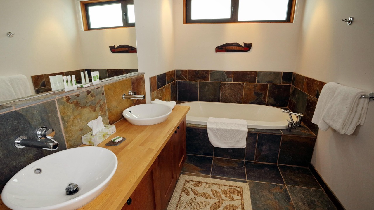 Photo of Bathroom in Ucluelet
