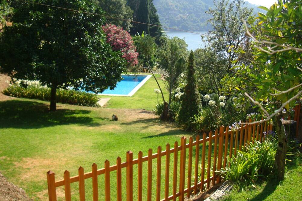 Photo of Outdoor in Resende