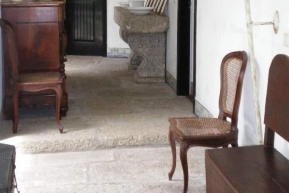 Photo of Livingroom in Resende