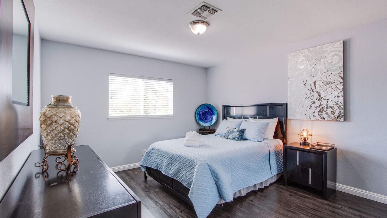 Photo of Bedroom in Rancho Oakey