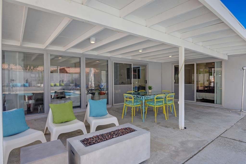 Photo of Outdoor in Racquet Club South