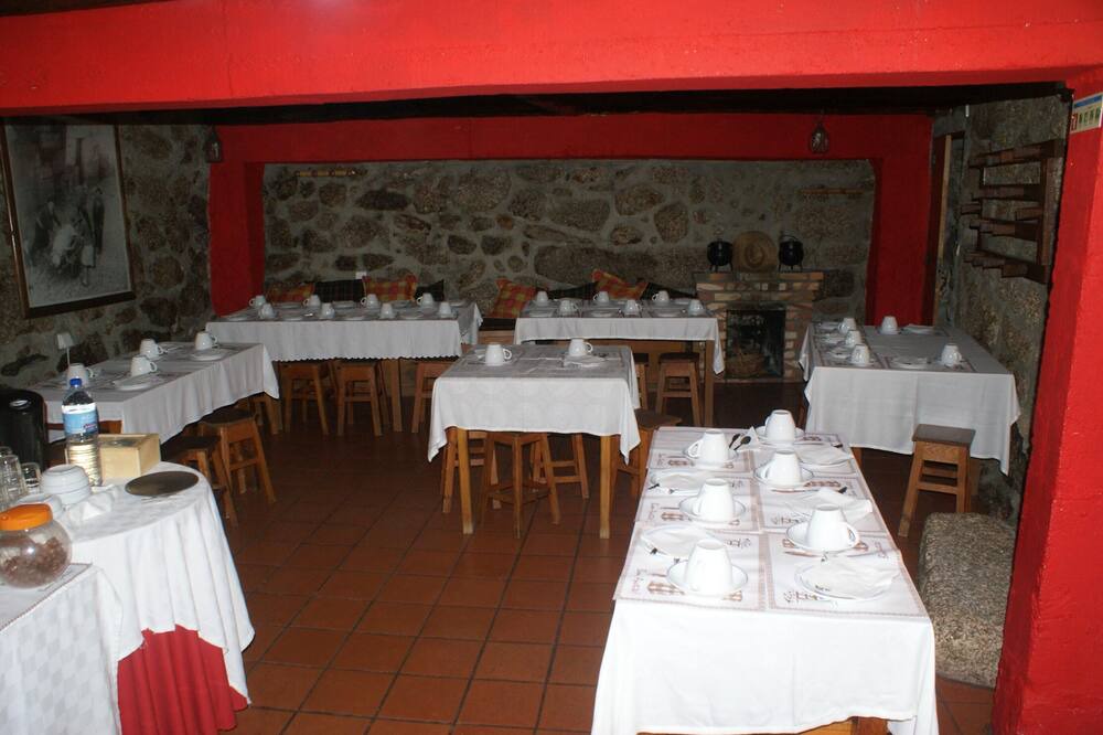 Photo of Livingroom in Seia