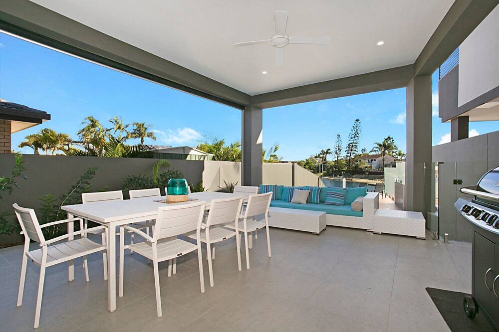 Photo of Outdoor in Mermaid Waters