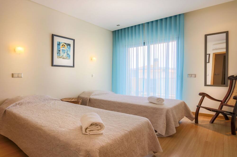 Photo of Bedroom in Mosqueira