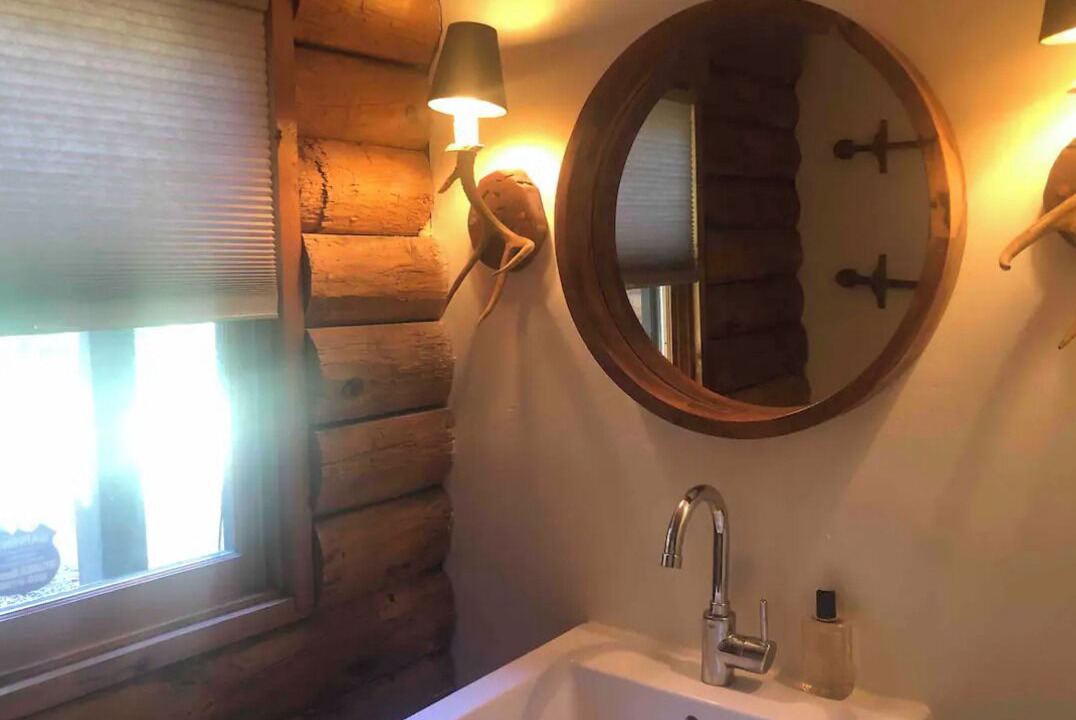 Photo of Bathroom in Idyllwild