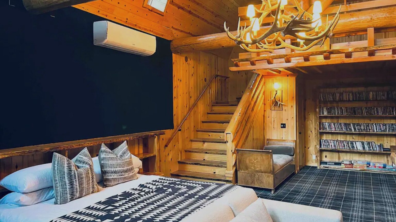 Photo of Bedroom in Idyllwild