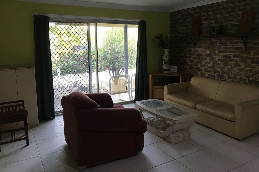 Photo of Livingroom in Nerang