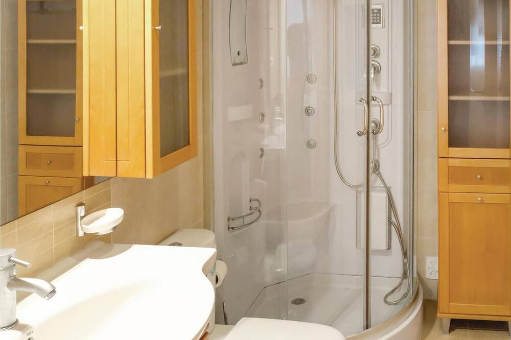 Photo of Bathroom in Atalaia
