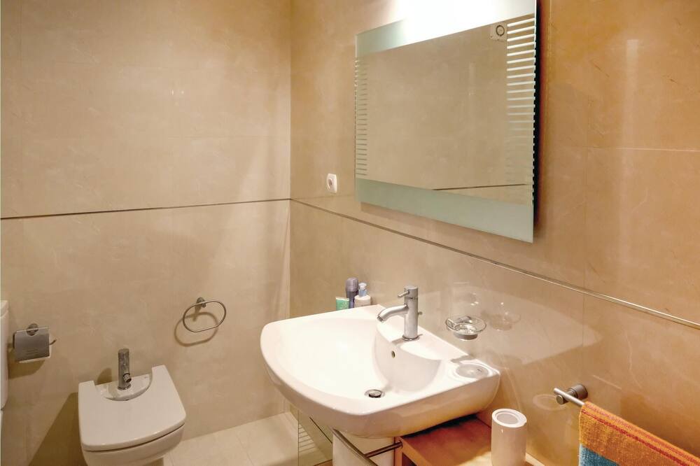 Photo of Bathroom in Atalaia