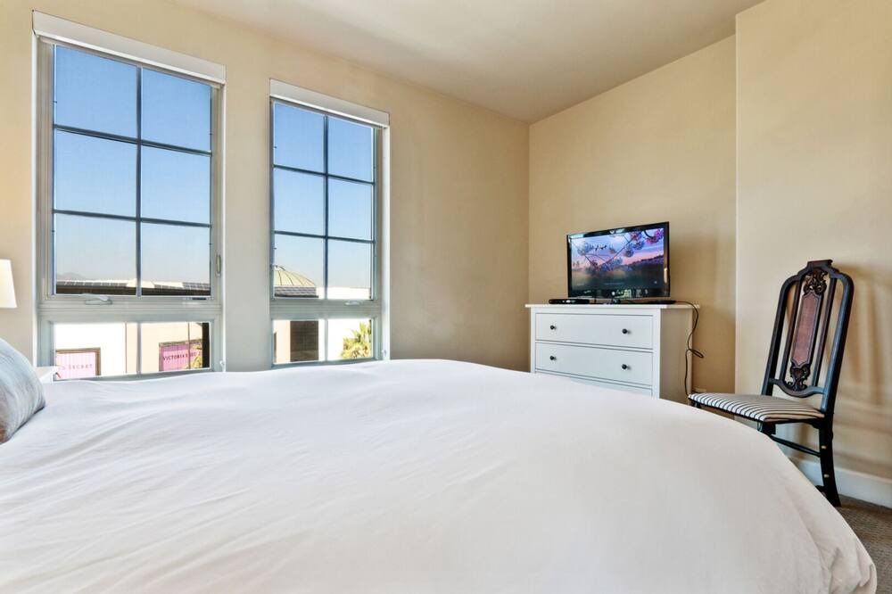 Photo of Bedroom in Downtown
