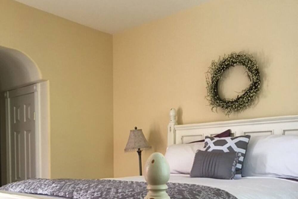 Photo of Bedroom in St. Helena