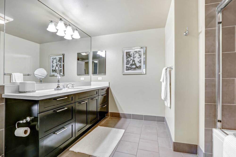 Photo of Bedroom in Downtown