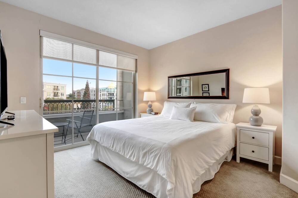 Photo of Bedroom in Downtown