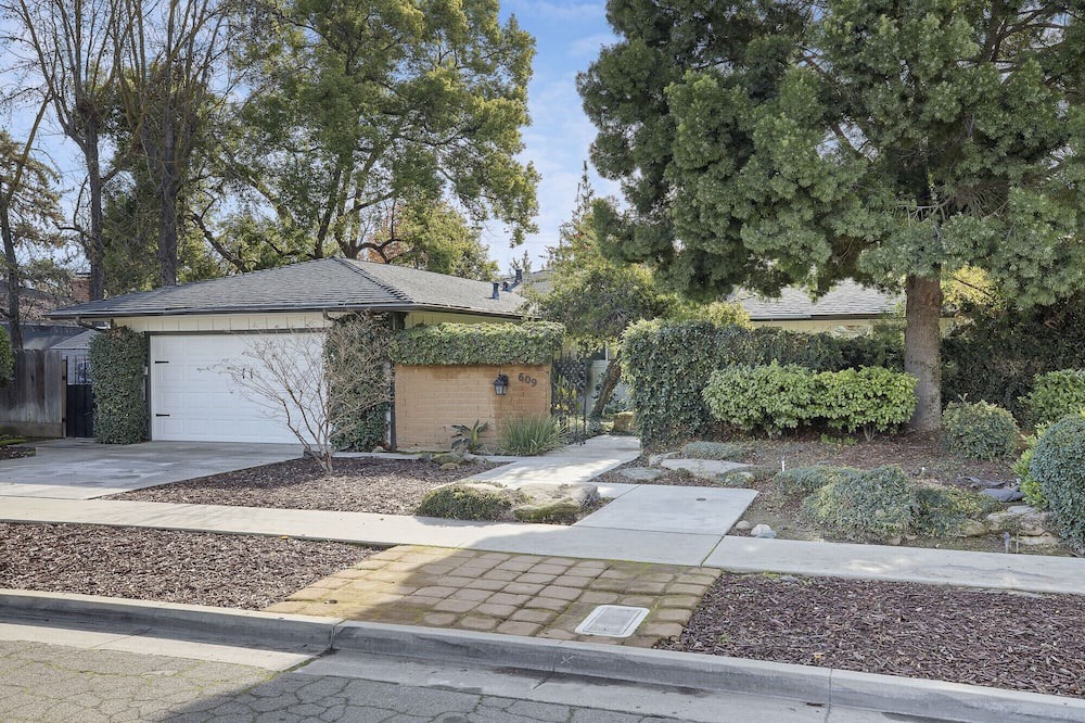 Photo of Outdoor in Fresno
