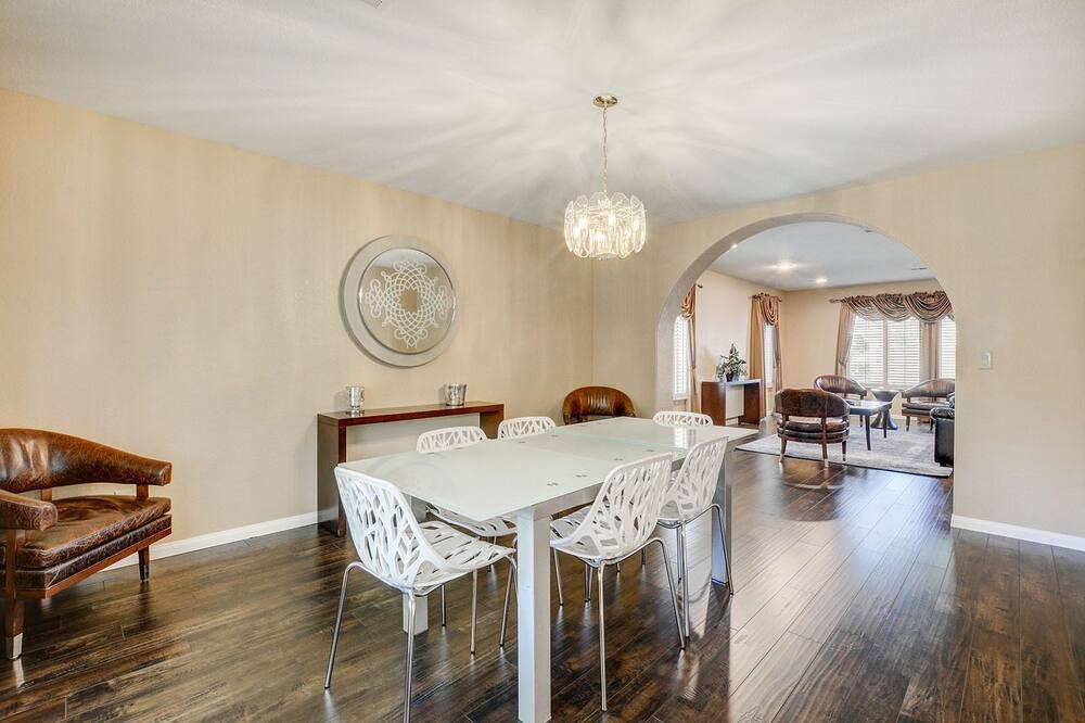 Photo of Livingroom in The Section Seven