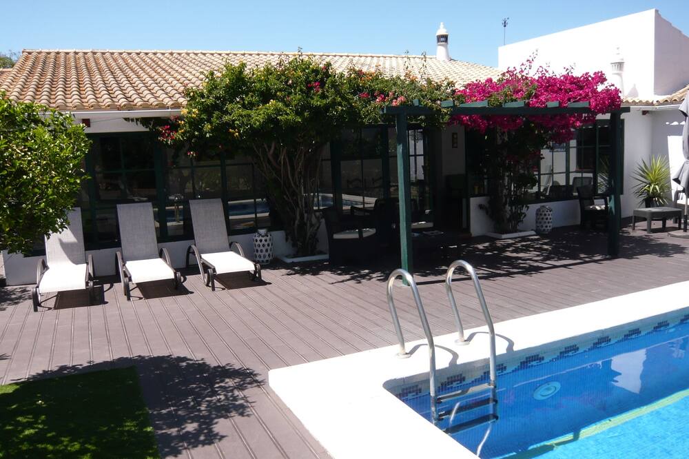 Photo of Outdoor in Picarral