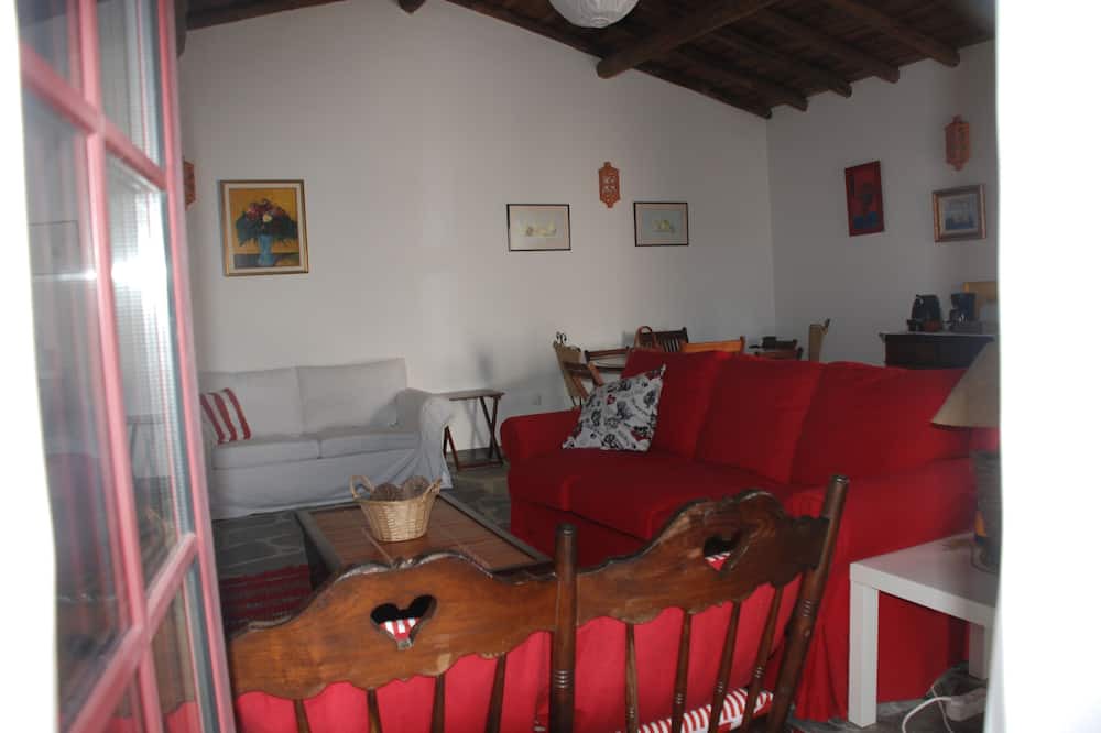 Photo of Livingroom in Santiago Maior
