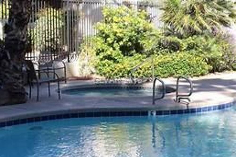 Photo of Outdoor in Spring Valley