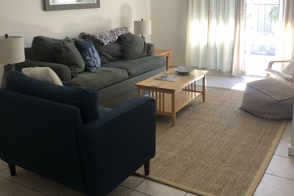 Photo of Livingroom in Carpinteria
