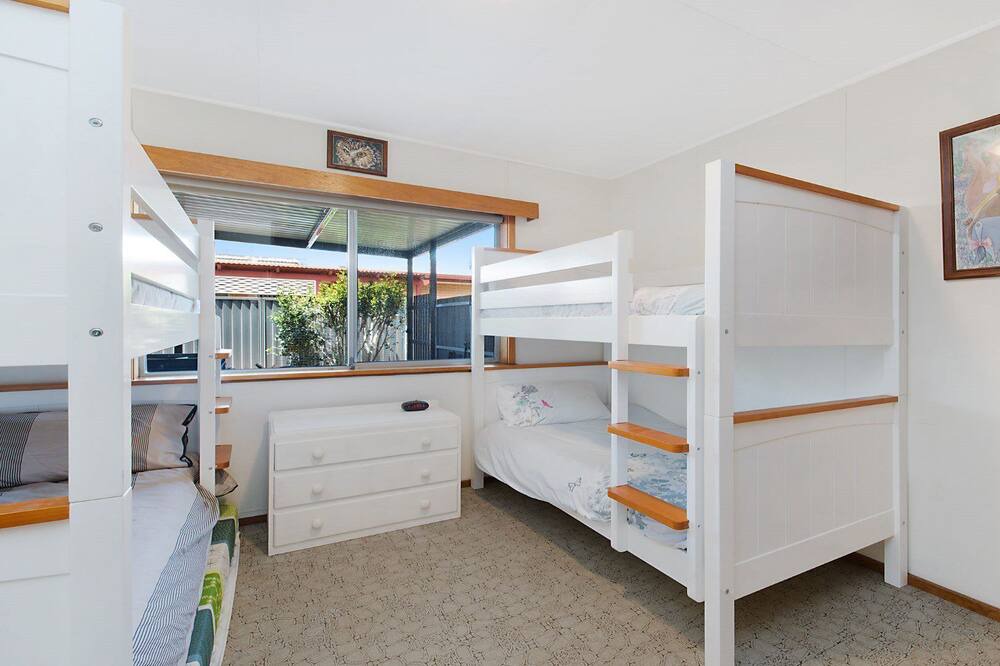 Photo of Bedroom in Golden Beach