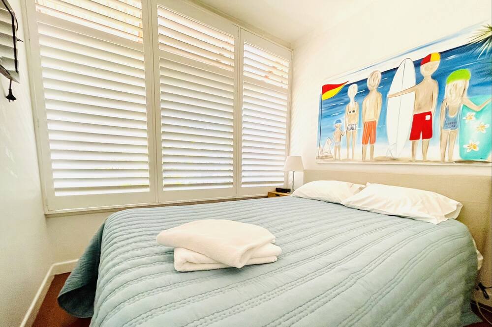 Photo of Bedroom in Mermaid Beach