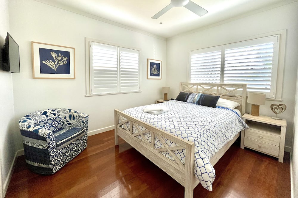 Photo of Bedroom in Mermaid Beach