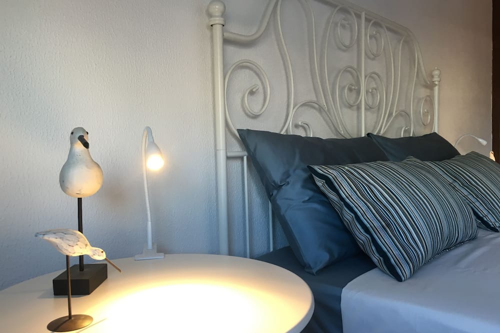 Photo of Bedroom in Setubal