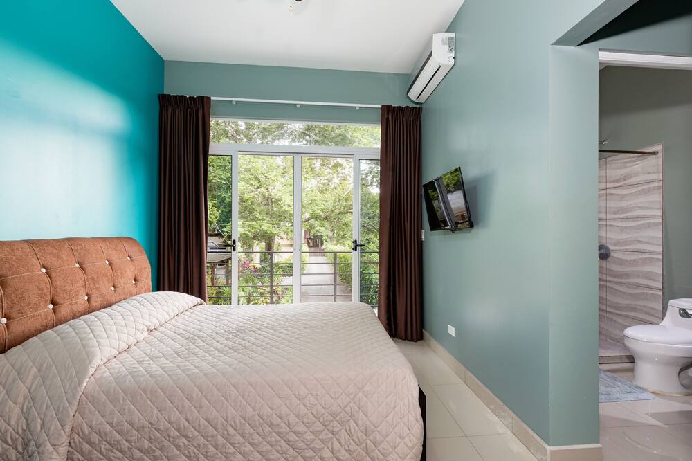 Photo of Bedroom in Tamarindo