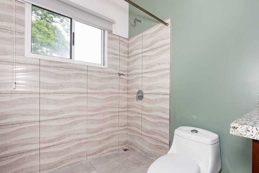 Photo of Bathroom in Tamarindo