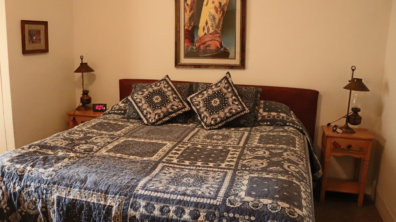 Photo of Bedroom in Wickenburg
