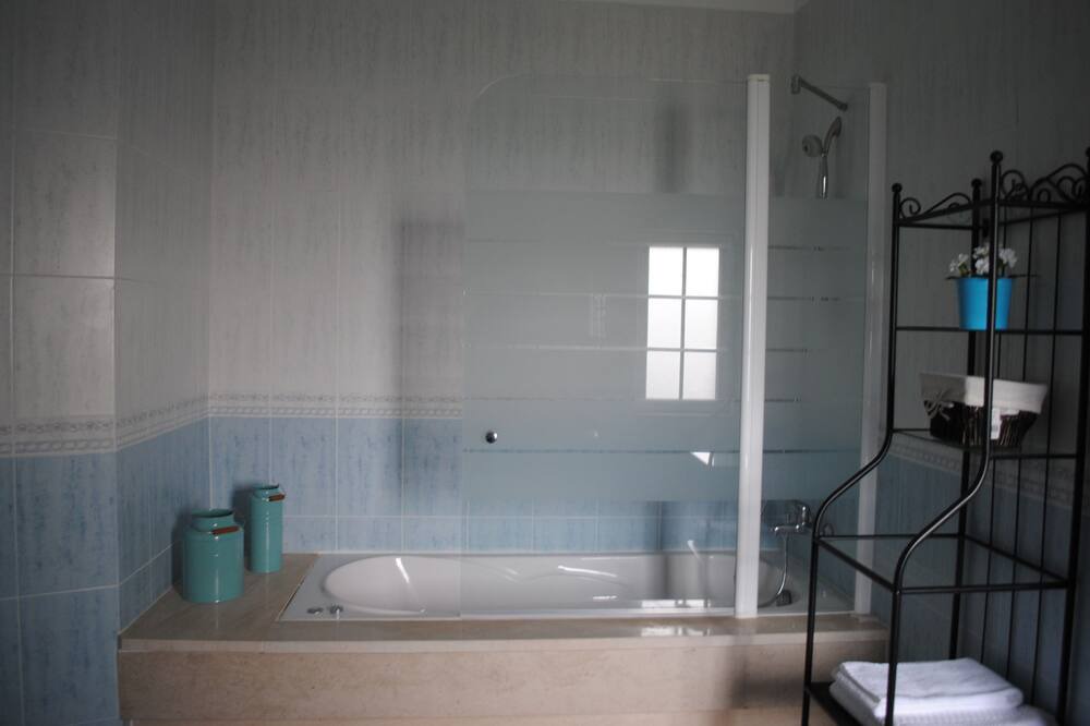 Photo of Bathroom in Alcacer do Sal