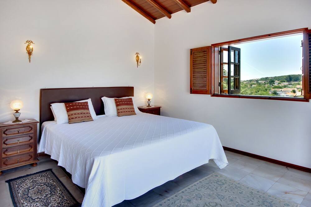 Photo of Bedroom in Sao Bras de Alportel