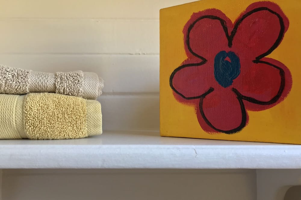 Photo of Bathroom in Happy Hill